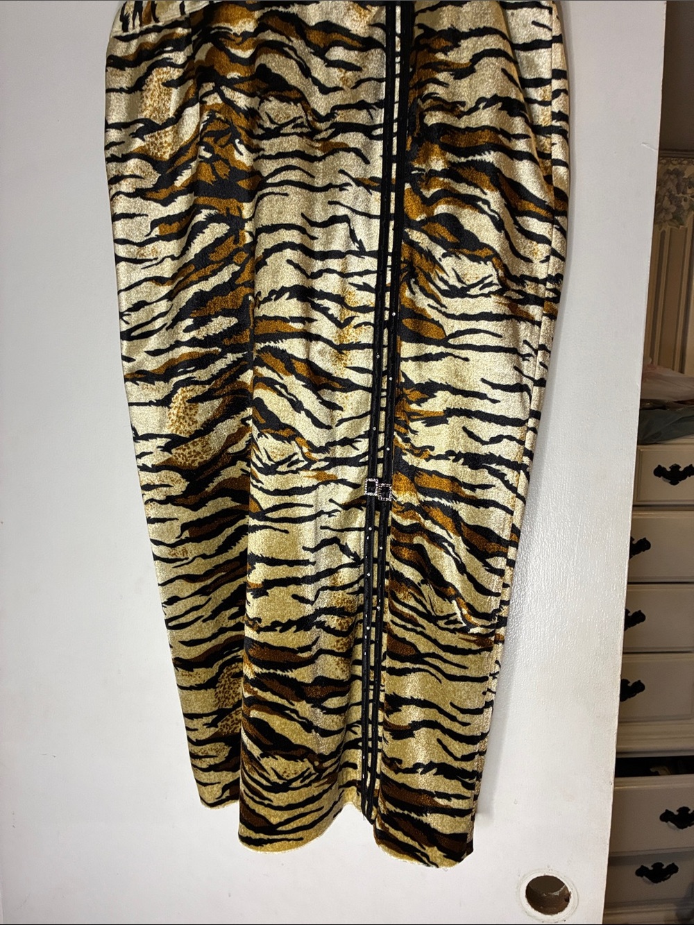 Milano Paris Gold and Black Tiger-Print Midi Skirt with Slit in Front Sz 16